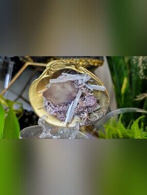 Amethyst & Selenite Crystals in Moss Gold Seashell (stand Included)